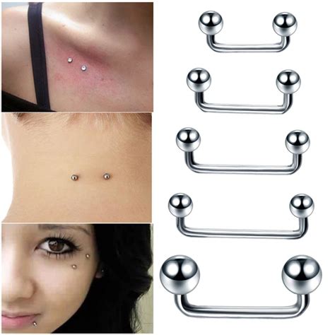 medio piercing en el pecho|MICRODERMAL PIERCING IMPLANTE EN EL PECHO。